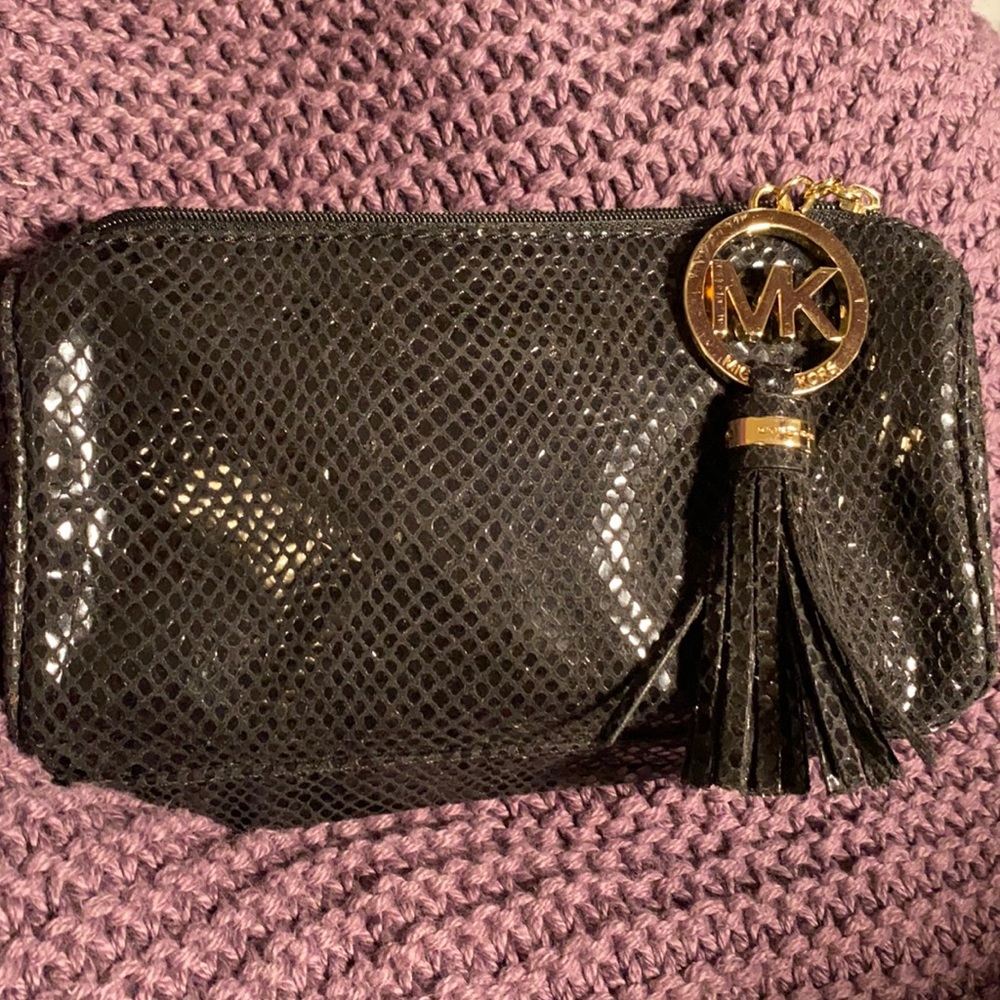 Michael Kors makeup bag / Clutch